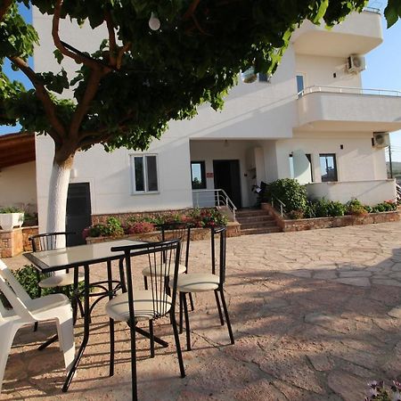 Emerald Inn Ksamil Exterior foto